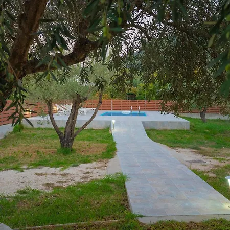 Agrilida Villa *